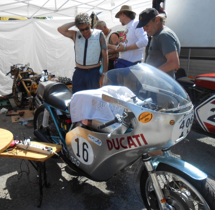 guided classic motorcycle tour spa francorchamps bikers classics -